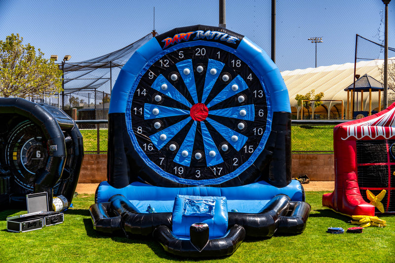 inflatable dart board with digital scoring